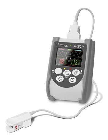 BITMOS sat 801+ Liten, lätt och robust pulsoximeter Mäter SpO2, Puls, PI (Perfusionsindex) och SQ (signalkvalité) Larmfunktioner, larmfördröjning för SpO2,