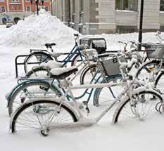 26 / Cykelplan för Strängnäs kommun 4.1.5 Drift och underhåll En tydlig prioritering av gång- och cykelvägar i vinterväghållningen är viktigt för cyklistens framkomligheten och trafiksäkerhet.