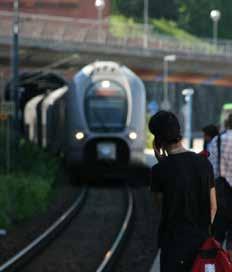 Det är viktigt att se till hela resan och kopplingen med cykel och kollektivtrafik. Figur-11. Exempel på kampanj i Gävleborgs region för att ändra resvanor och få vanebilister att bli vintercyklister.