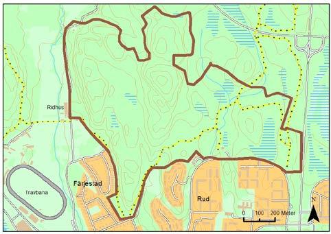 RUDSSKOGEN Areal: 103 ha Markägare: kommun Skyddsstatus/Planeringsläge: Närströvområde och naturvärde i ÖP 2012 Motiv till skydd: friluftsliv (mycket högt) och naturvård (högt) 33 Rudsskogen är en