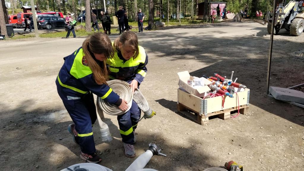 Tammerfors med hotell Torni Som kvällsunderhållning fanns tillgång till klätterbana. En talangjakt ordnades en kväll med Mr. Lordi som domare.