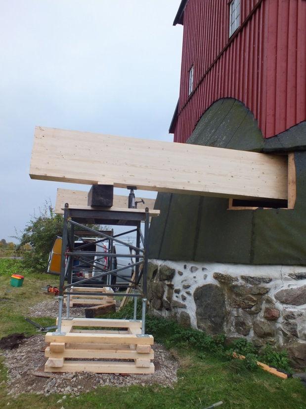 I september 2015 togs vingarna ner hjälp med hjälp av lyftkran. Arbetet tog en och en halv dag.