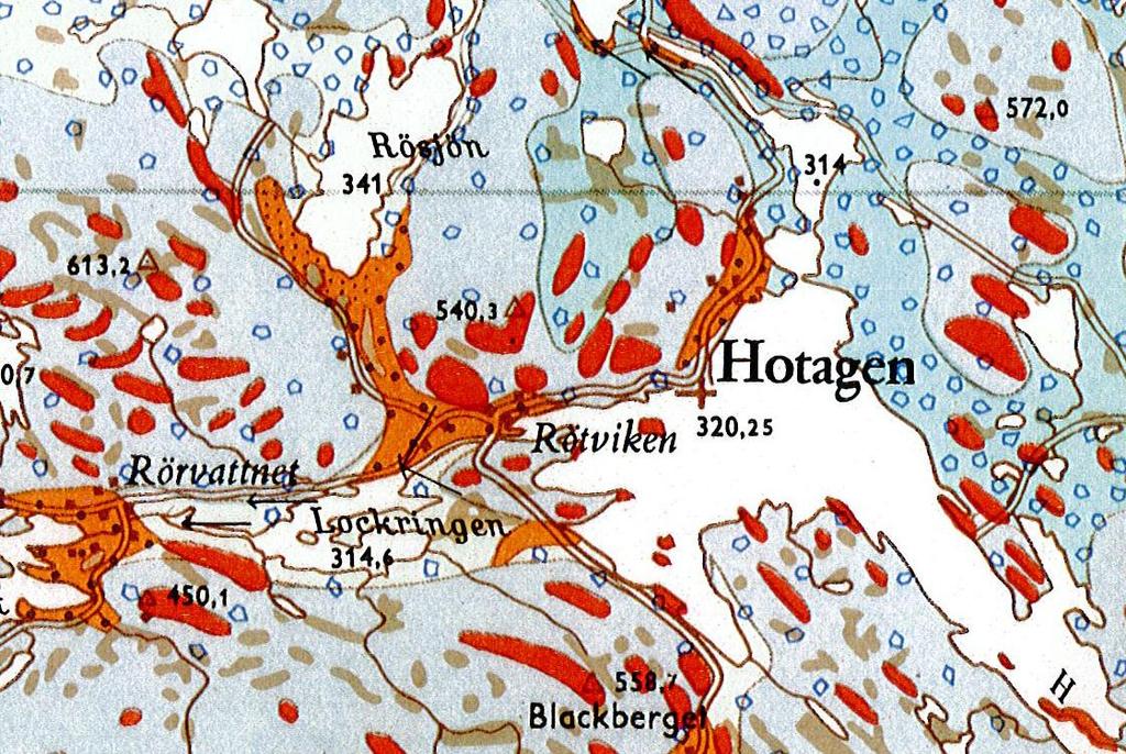8(19) 7 OMRÅDESBESKRIVNING Området där vattentäkten är belägen ligger i den västra delen av Rötviken. Vattentäkten är belägen på fastigheten Rötviken 1:118. Närområdet består av skog.