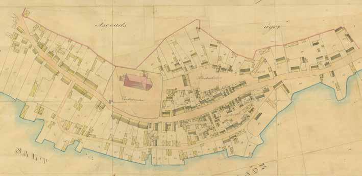 12 O M Å 1852 års karta över Mönsterås köping, lätt beskuren. e äldsta kartor som visar köpingens enskilda byggnader är en ofullständig karta från 1813 och denna kompletta karta från år 1852.