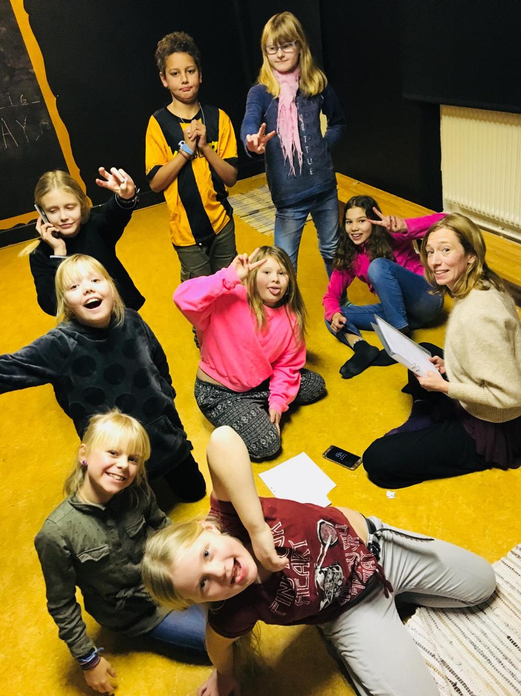 Teatergruppen är igång!