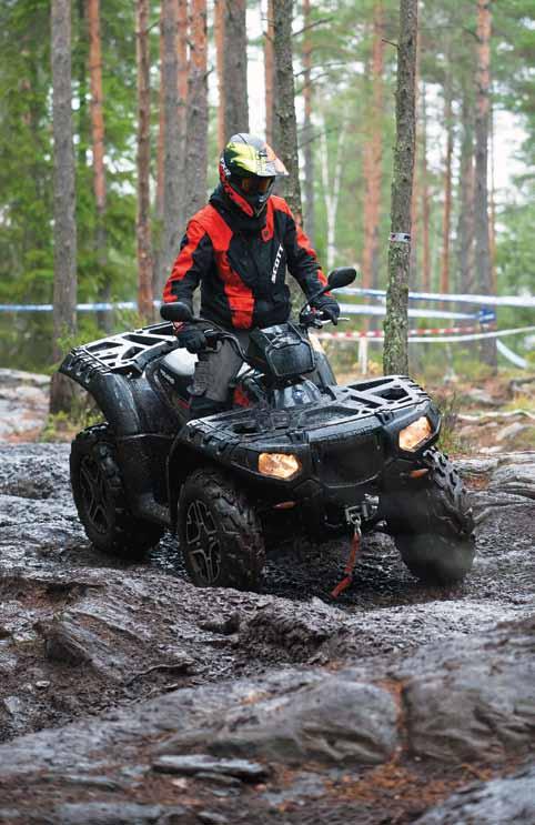 Det är nog främst på dämparsidan som Sportsman ligger några steg efter Scrambler när det gäller sportighet. Det är enkelt att se att 14-tums fälgarna hör hemma på en Polaris.