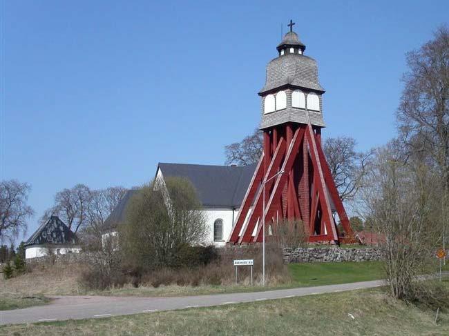 1964 Vård/underhåll, exteriör. Yttre renovering av klockstapel, samtidigt som kyrka och uthusbyggnad. (ATA) 1993-96 Ändring restaurering.