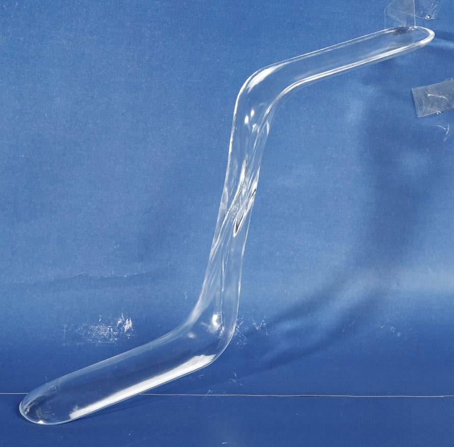 Z-Spec Wing Plasts Z-Spec 1321 är ett vinkelspekulum i glasklar, miljövänlig plast för engångsbruk.