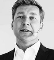 LEDNING OCH STYRELSE Daniel Krook (8 150 000 aktier) Verkställande Direktör Daniel är sedan 2007 verkställande direktör för Bredband2.