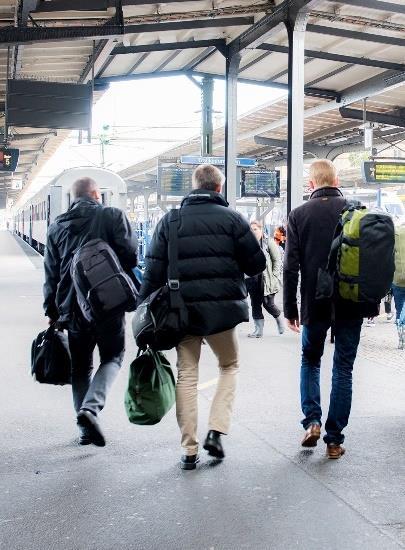 Utveckling höghastighetsjärnväg Nya stambanor för höghastighetståg mellan Stockholm och Göteborg respektive Malmö ska färdigställas.