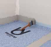 Rolla ut AquaStop eller WetStop ifix på golvet och 50 mm upp på väggen för uppviket. 4.