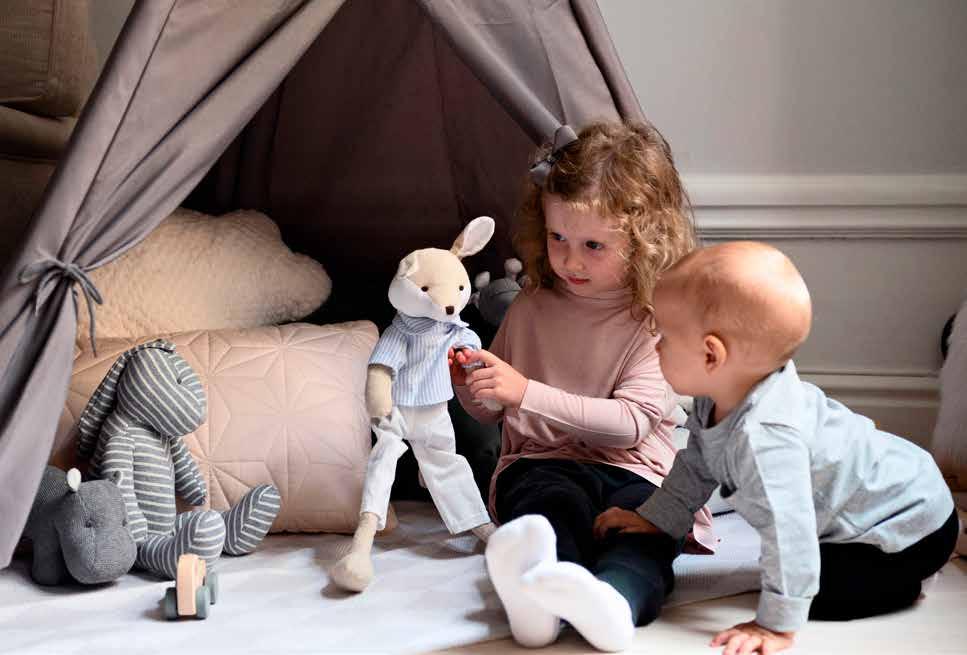 LEKMER.SE Allt du kan tänkas behöva i en barnfamilj från babyprodukter till barnrumsinredning, barnkläder och leksaker det finner du här.