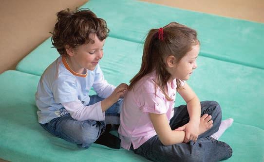 Korta kurser Nyhet Kvinnors hälsa med ayurveda och yoga På den här unika kursen, inriktad helt på kvinnans hälsa, får du lära dig hur du genom ayurveda och yoga kan förbättra din hälsa.