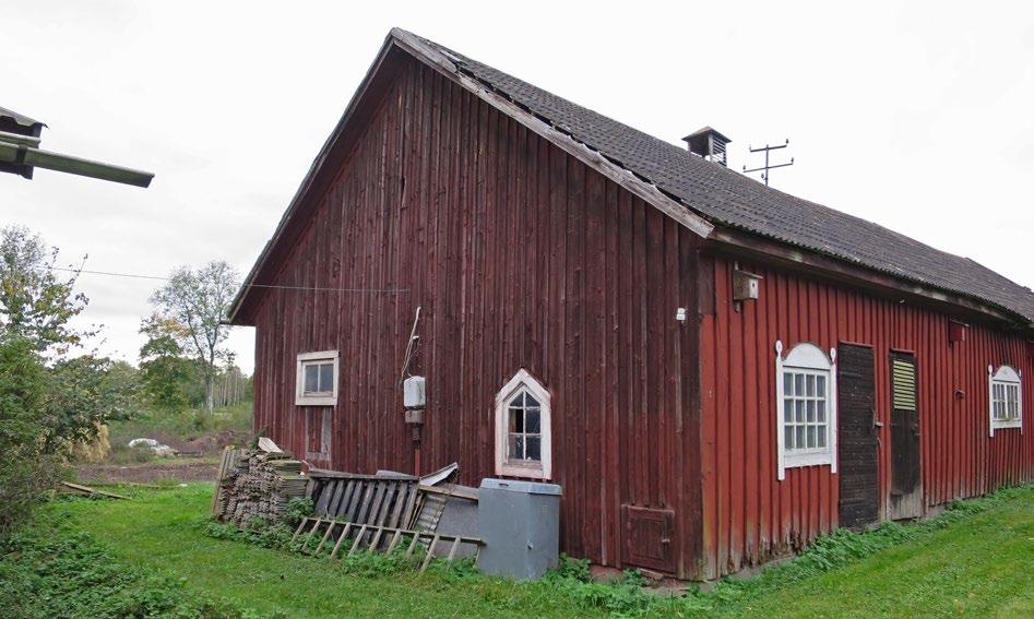 Stormlisten och den övre vindskivan har