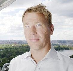 genom att gräva ner en fiberkabel. Därför kan man snabbare börja leverera i nya affärer om man väljer radiolänk före fiber. Just nu pågår en övergång till mjukvarubaserad utrustning för radiolänk.