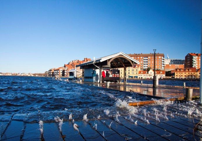 Bild 2. Fisktorget, 2012-01-14, Martin Stålhammar. Medelvattenytan beräknas år 2100 vara ca 80 cm över 1990 års medelvattennivå i länet, när hänsyn tagits till lokal landhöjning.