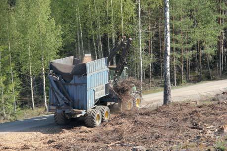 gång. Den producerade flisen vägdes med flismaskinens våg.