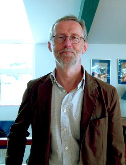 FOMS rikskonferens 2009 Onödig ohälsa - hälsoläget bland personer med funktionsnedsättning Magnus Wimmercrantz Magnus Wimmercrantz är socionom och har jobbat som kurator och inom frågor om
