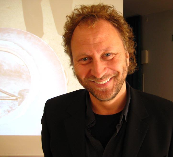 FOMS rikskonferens 2009 Kreatören, krönikören och inspiratören Sören Sören Olsson Sören är människa, pappa till tre barn och författare till många kända böcker med figurer som Sune, Håkan Bråkan och