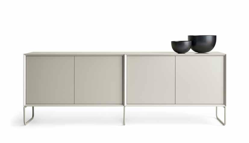 CHAMFER CABINET TVÅ X2 ST/SAND/BENBYGEL X2 ST/T-BENBYGEL CHAMFER DESIGN MATTIAS STENBERG Chamfer är en funktionell och elegant förvaringsserie vars stomme är tillverkad i lackerad MDF, alternativt i