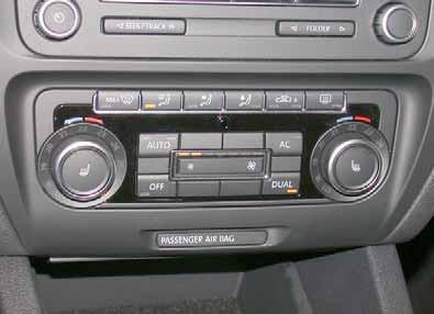 För fordon med kupérumsövervakning skall både övervakningen och fordonets inställningar för uppvärmning deaktiveras.