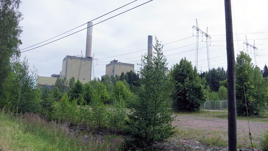 Bild 5-11. Kraftverkets byggnad och närmiljö fotograferad från sydväst till sydost.