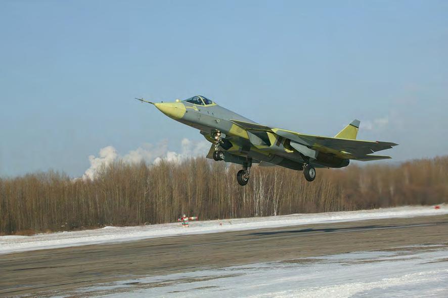 ÅRSRAPPORT Bilaga 2011-02-09 Sida 47 (125) 8. Flygsystem Öst 8.1. Premiärflygning med PAK FA Den 29 januari 2010 var en historisk dag i ryskt flygsammanhang.