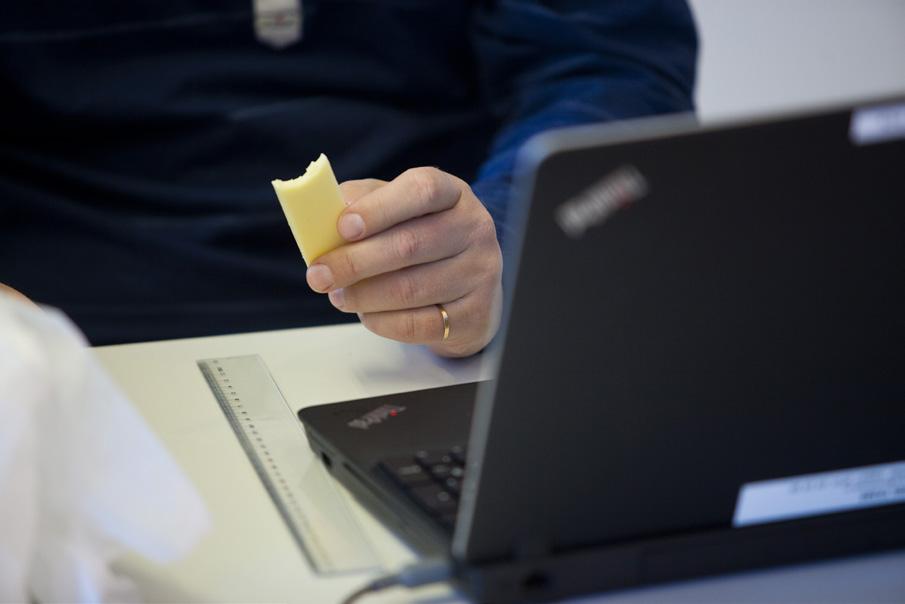 LRFs riksförbundsstämma Hålls före 30 juni. LRF Ungdomen får inte skicka fullmäktigerepresentanter med rösträtt, däremot får vi utse tre ombud som har yttrande- och förslagsrätt.