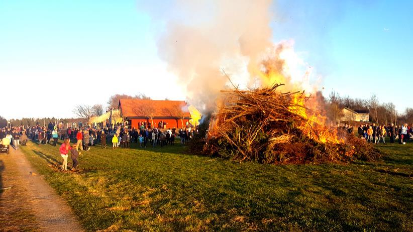 Mogendans i Båtmuseet på fredag eftermiddag är också nytt. Mer information på sida 22. Bifogat är det några frågor som vi gärna vill att du besvarar.