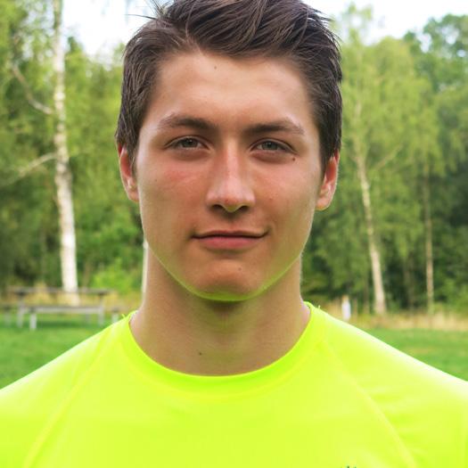 ADAM PERSSON FIS-RANKING: 1 I KLASSEN H17-18 född: 1998 längd: 193 CM vikt: 80 KG skidor: MADSHUS pjäxor: MADSHUS 2014-2015 SCANDIC CUP PITEÅ H17-18 Sprint 4:e plats 5:e plats SCANDIC CUP H17-18