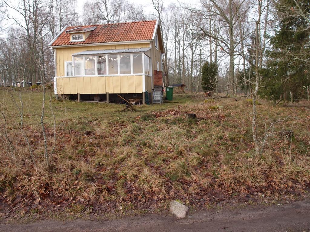 2018-02-05 Befintligt bostadshus från vägen i sydost.