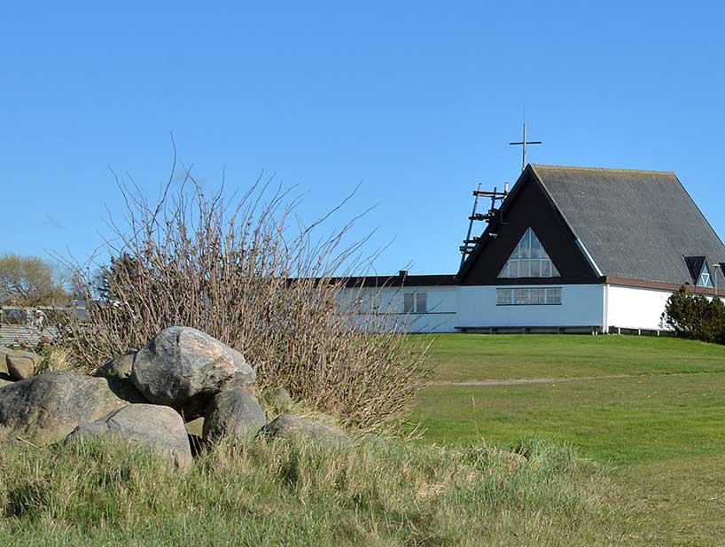 Strandgården Läs mer på s.10 23 sept En härlig dag med gemenskap vid havet Bön och meditation, vacker musik, ljuständning. Vi äter något gott tillsammans, pratar och har trevligt.