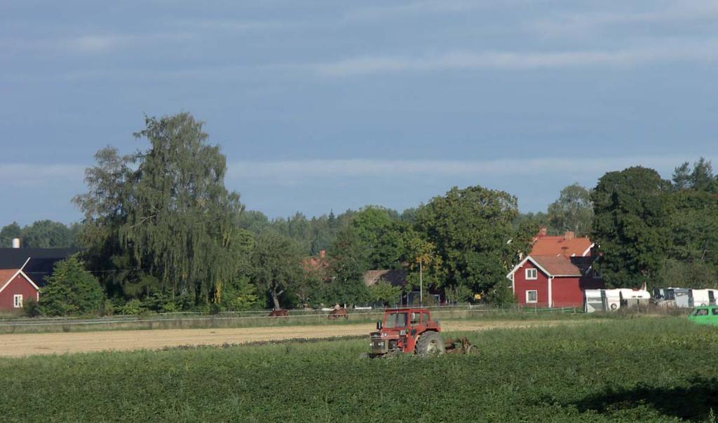 Levande landsbygd En bra utbyggd infrastruktur (väg, data- och telekommunikation) är nödvändig för att utveckla bra boende, entreprenörskap och företagande på landsbygden.