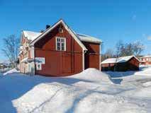 19 samma Silfwerbrands affärsbyggnad (B 47) som en av Kirunas tidigaste byggnader som flyttades från sin ursprungliga plats vid Luossajärvi redan 1909. Byggnaden rivs just nu p.g.a det dåliga skick den är i.