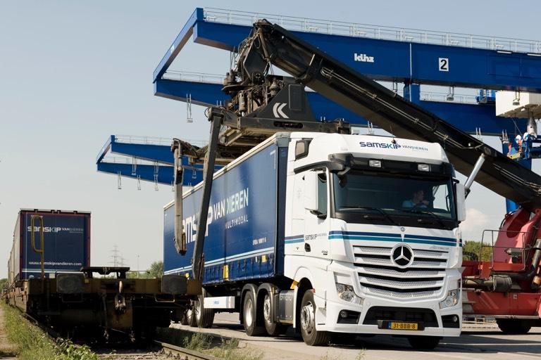 SÅ TYCKER EN AKTÖR: SAMSKIP VAN DIEREN MULTIMODAL TERMINALEN HÅLLER HÖG SÄKERHETS- KLASS.