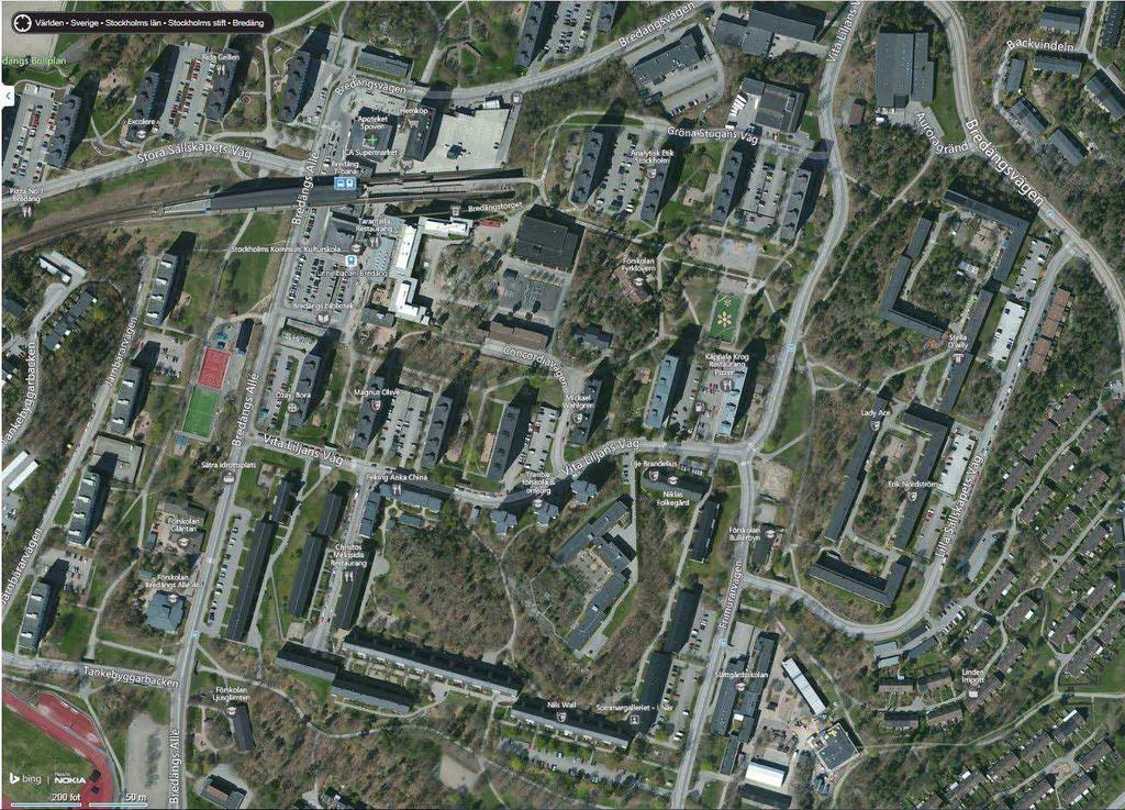 Bredäng, antikvarisk utredning 20150323 20141127 20141126 Vita Liljans väg Antikvarisk utredning, vägledning för placering / struktur Flygfoto över del av Bredäng från Bing Kort historik Den plats vi
