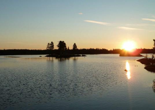 00 Musikgudstjänst, Sorsele kyrka Broschyrer, foldrar och trycksaker Laisälven Fiske & Jaktcamp Gargån Stens Foto: Håkan Stenlund Stenlund Vecka 43 28/10 Sönd 11 Vecka 44 4/11 Sönd 11 Gudstjänst,