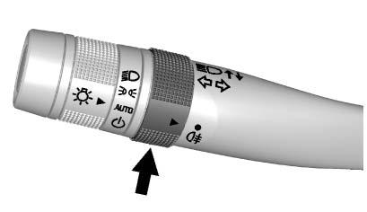 152 BELYSNING Tryck spaken uppåt eller nedåt tills pilen börjar blinka för att signalera att du ska byta fil. Håll spaken i detta läge tills du har bytt fil.