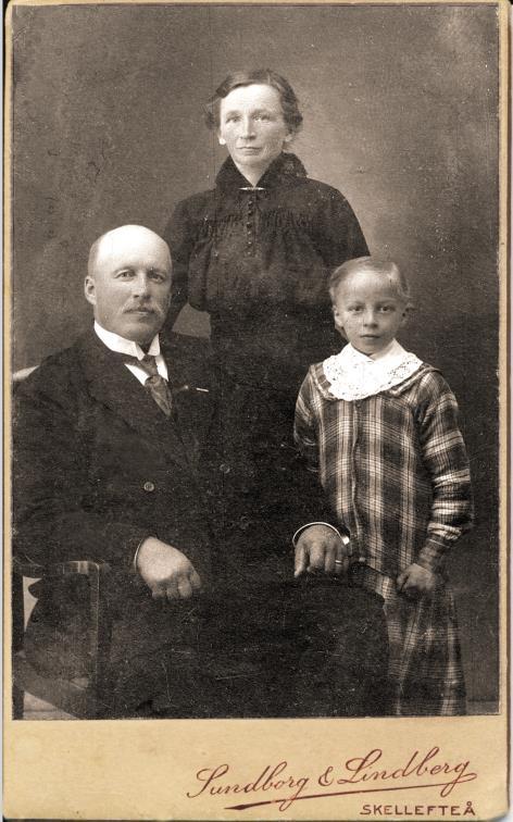 Eriksson *1905 i Bjurvattnet (källa Anton Rosendahl) 1915 Olga