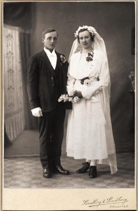 Gifta 1919-03-08 (källa Lilly Lundström) 1920 Olga