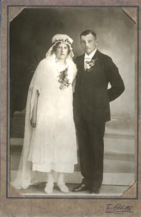 (1871-1953) f i Själevad, Västernorrland och d i Grubbe, Umeå lf gifte