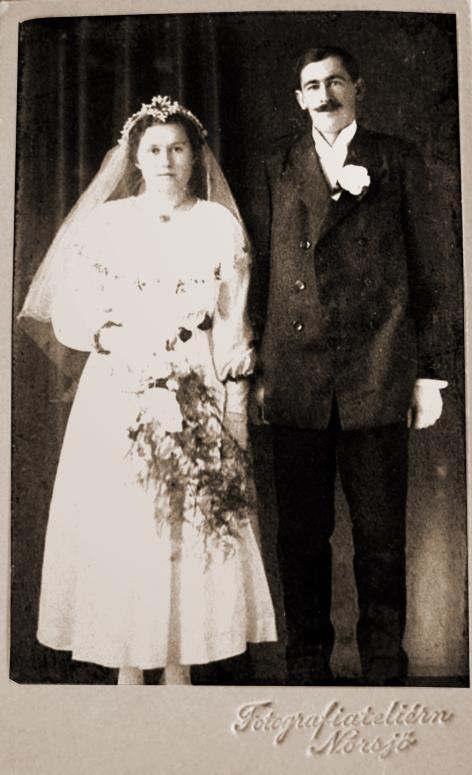(källa Louise Westberg) 1918 Hilda Josefina Pettersson (1890-1987) f i Malå och d i Skelleftehamn gifte sig 1913