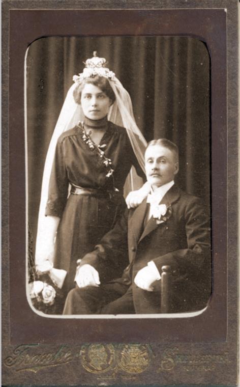 gifte sig 1914 med Johan Nordin (1882-1955) f i Kåsböle, Lövånger och d i