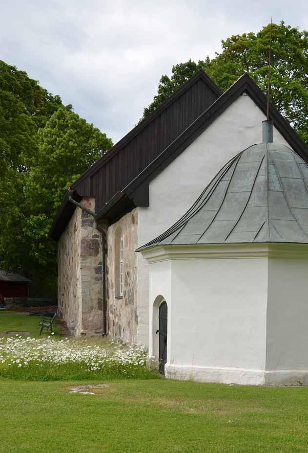15 Nykyrka kyrka från öster