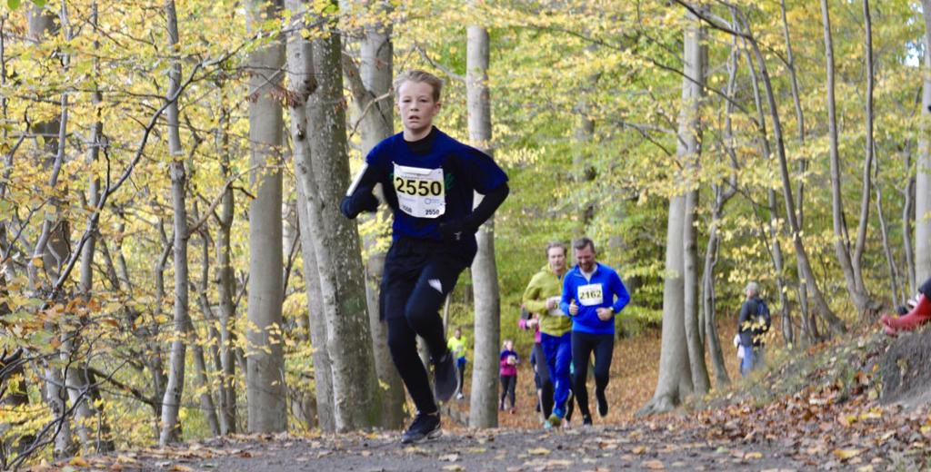 30,58 M80 1. Gunnar Nilsson 37,18 Bilder från Yddingloppet Skanneloppet 4 november 16,8 km MS 4. Simon Strand 1.14,41 6.