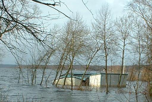 HELGEÅN 22 ALcontrol AB Resultat sand nådde reningsverket. Detta innebar bl.a. nedsatt kapacitet av bl.a. sandfång och förluftning. Rötning kunde endast företas i en rötkammare fram till midsommar.