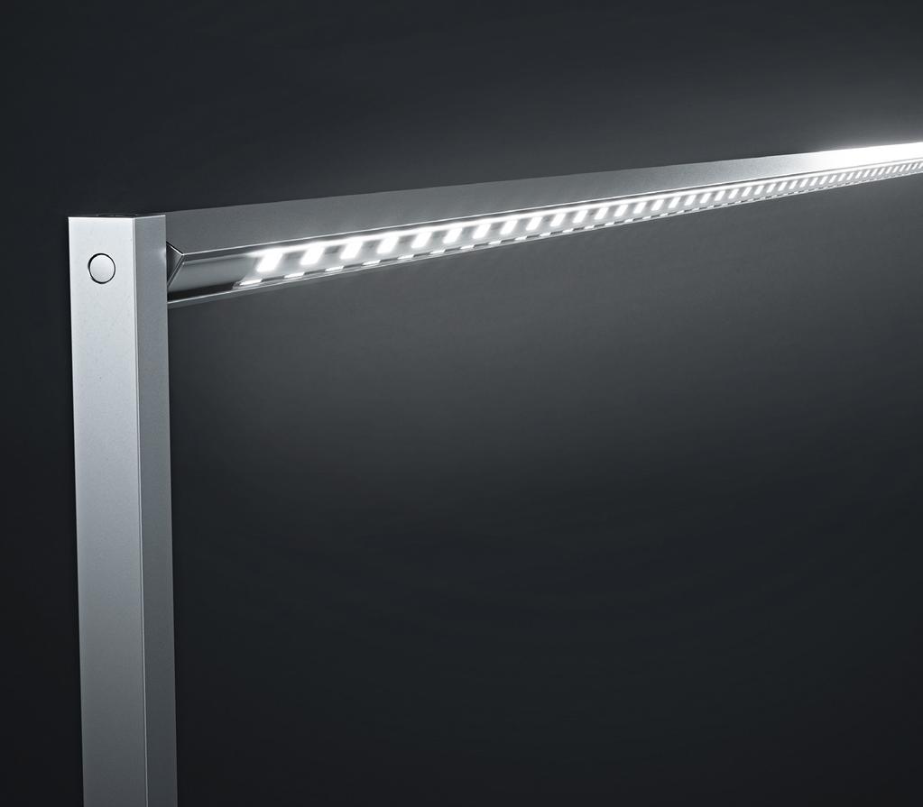 Profilen kan vridas 360, och har en spridningsvinkel på 110. Levereras med omvandlare och en meter anslutningskabel. 3,5 mm NO Led profil med miniatyr led dioder.