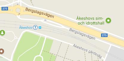 Sida 2 (9) Befintlig situation Mellan Åkeshovsvägen och Åkeshovsrondellen går stråket i blandtrafik på Bergslagsvägens lokalgata. Bild 1.