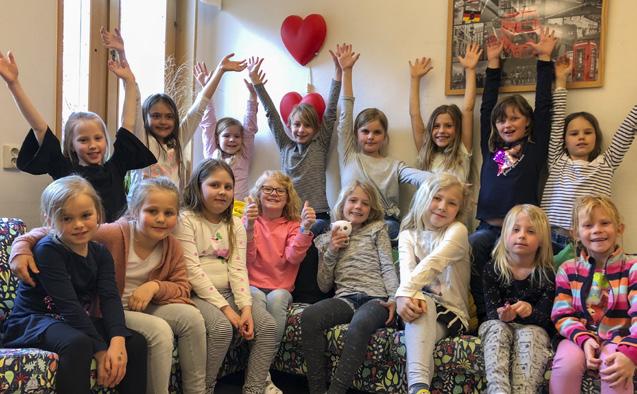 Snäckorna Glädjestämman Gillar du att sjunga? Välkommen till någon av våra elva körer! Snäckorna årskurs 1-3 Rydebäcks kyrka torsdagar 15-15.