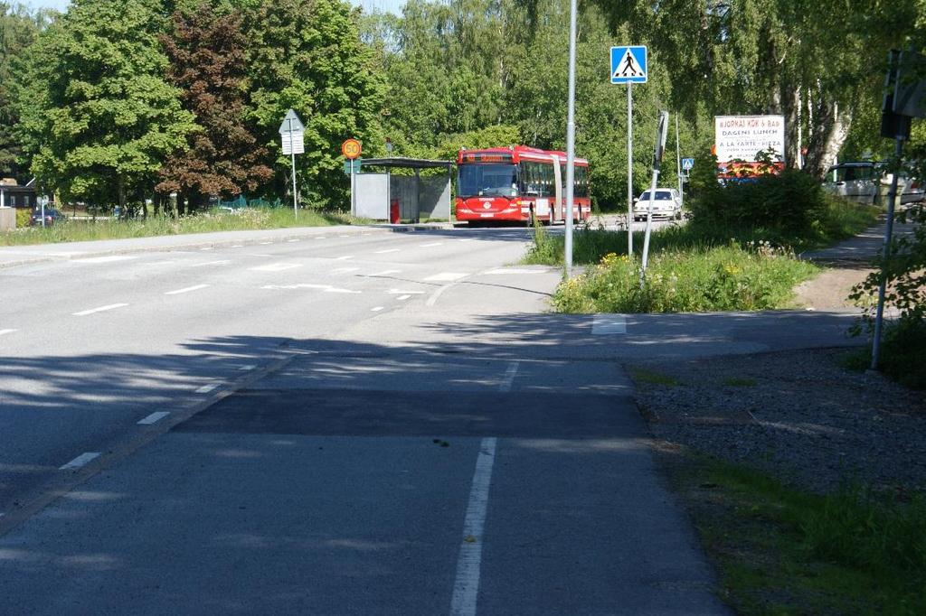 11 2.2 Huvudnätets utformning Övergripande Vid upprättande av gång- och cykelvägar används de riktlinjer som anges i planeringsverktyget VGU 4 samt Värmdö kommuns Tekniska handbok.